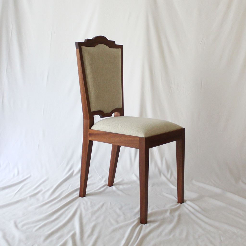 3/4 view of a chair